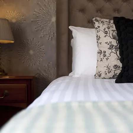 The Alverton 4*