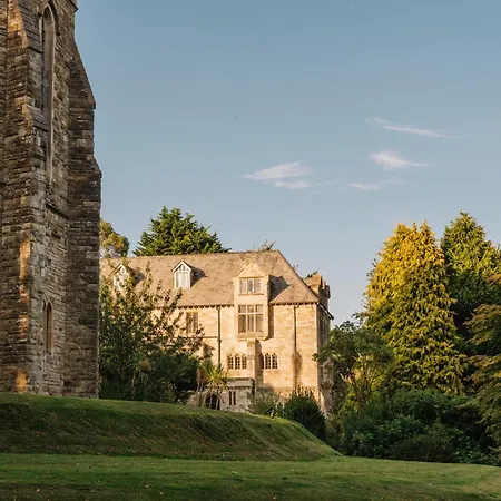 The Alverton 4*