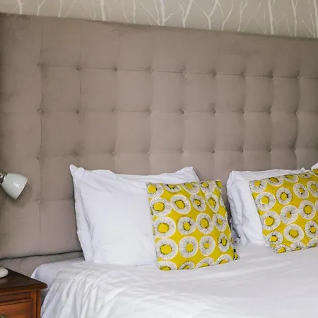 The Alverton 4*